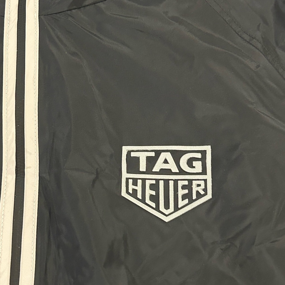 NWOT Women’s TAG Heuer Windbreaker - Picture 4 of 6